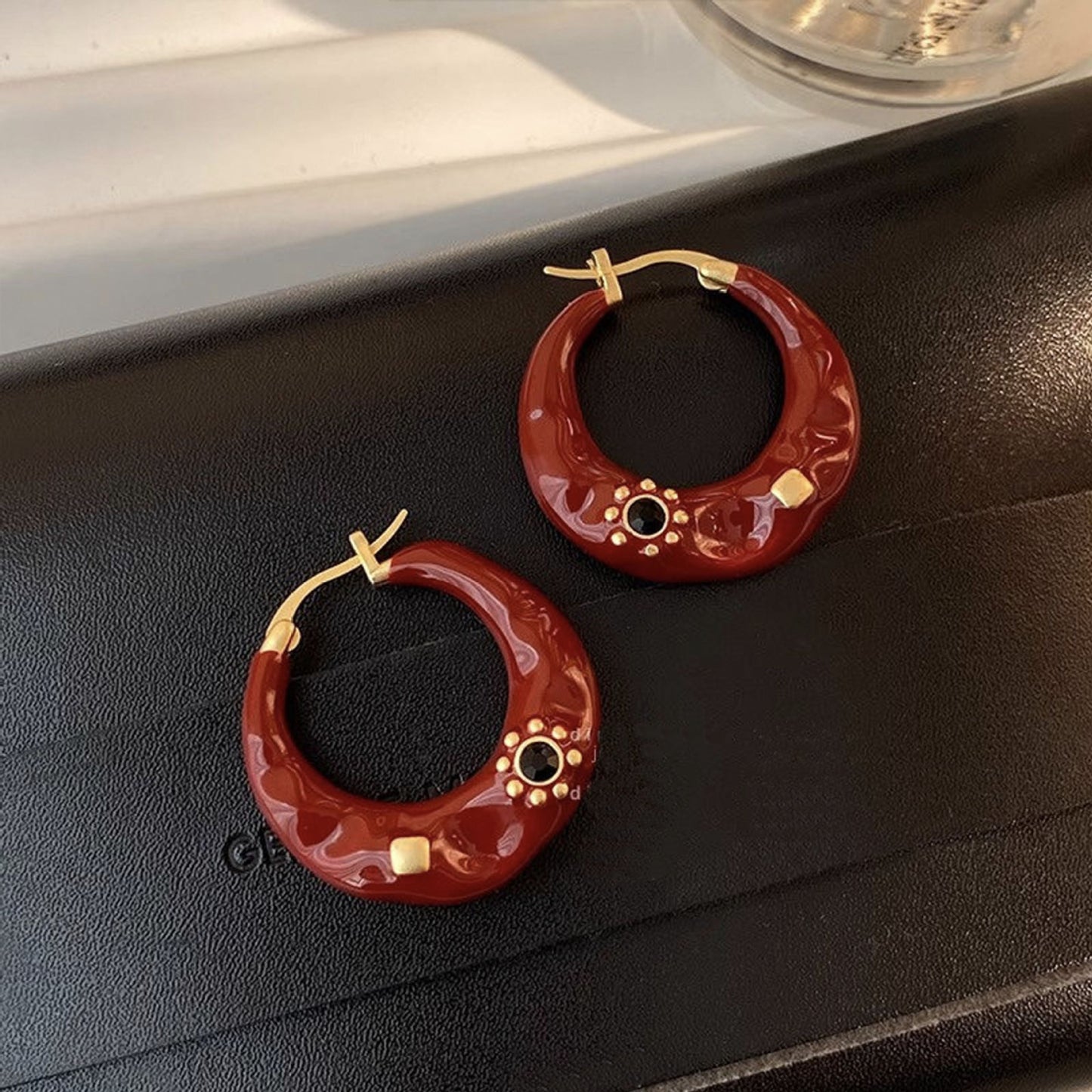 Hong Kong Style Studs