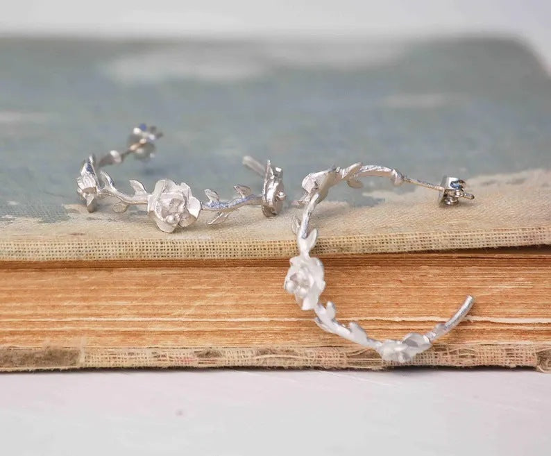 Casual Retro Flower Earrings