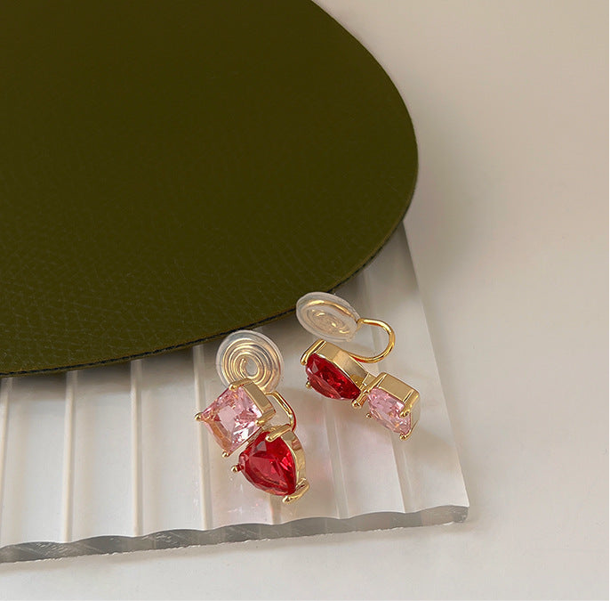 Heart-Shaped Coil Ear Clip