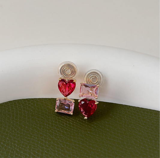 Heart-Shaped Coil Ear Clip