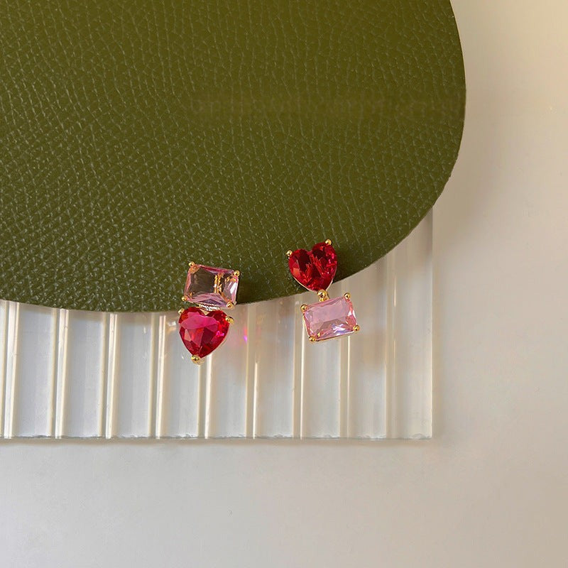 Heart-Shaped Coil Ear Clip